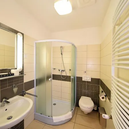 Kumania Hotel