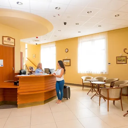 Kumania 3* Kisujszallas