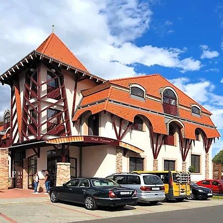 Hotel Kumánia 3*