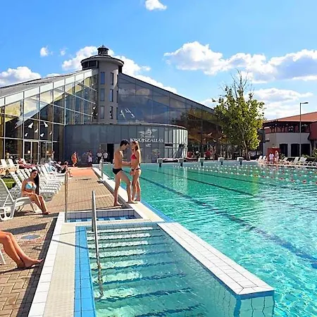 Kumánia 3* Kisujszallas