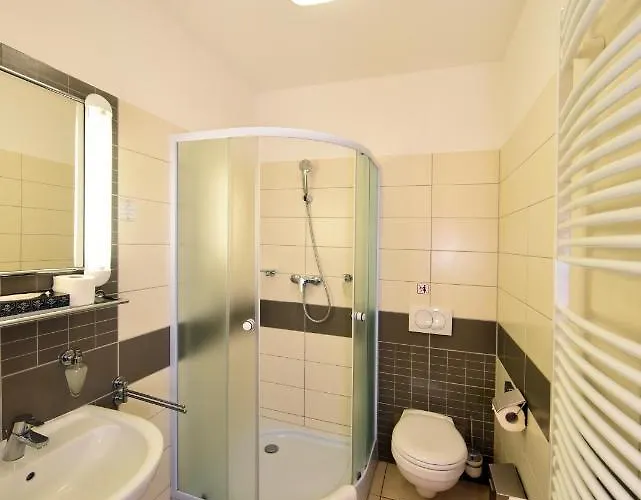Kumania Otel