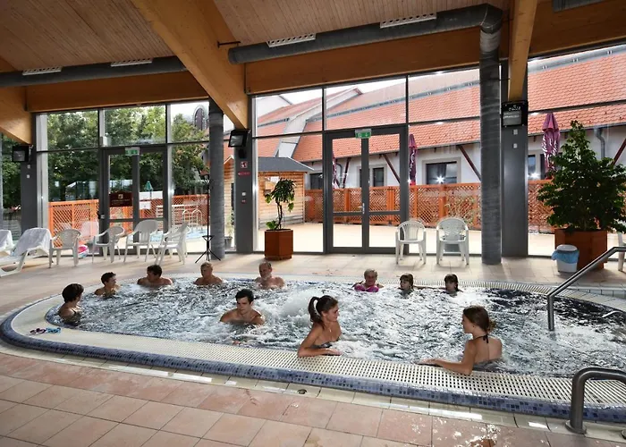Otel Kumania Kisujszallas